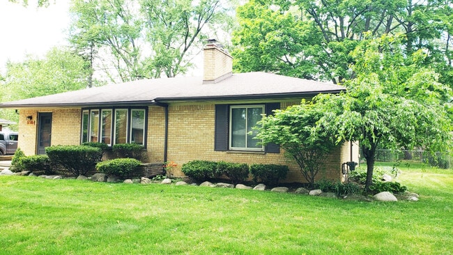 Building Photo - 17310 Kinross Ave