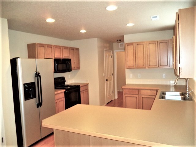 Foto del edificio - 9162 W Alderberry Dr