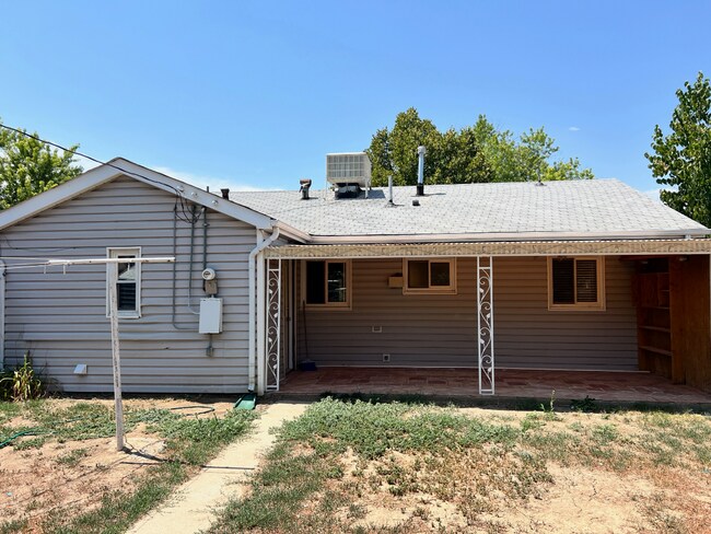 Foto del edificio - "Charming 3-Bed Retreat in Aurora!"