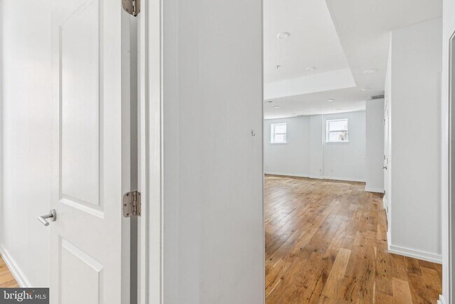 Foto del edificio - 2529-35 Frankford Ave