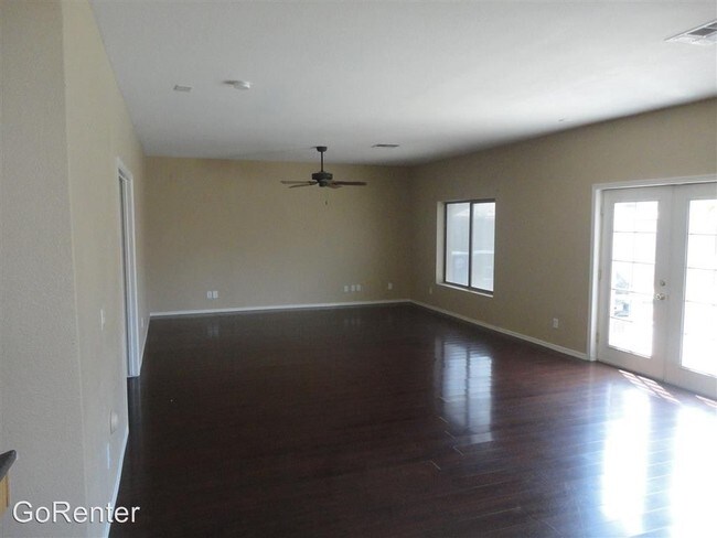 Building Photo - 13009 W Gelding Dr