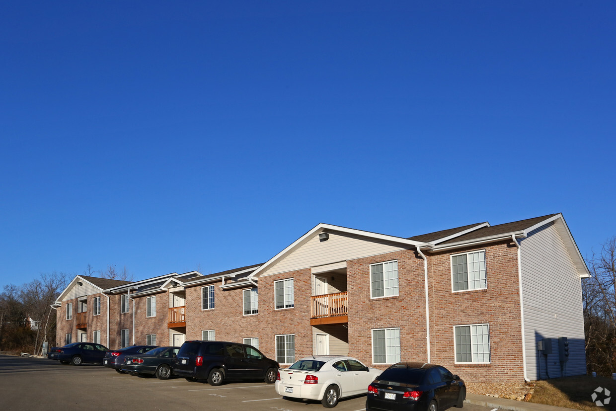 Primary Photo - Oak Ridge Apartments