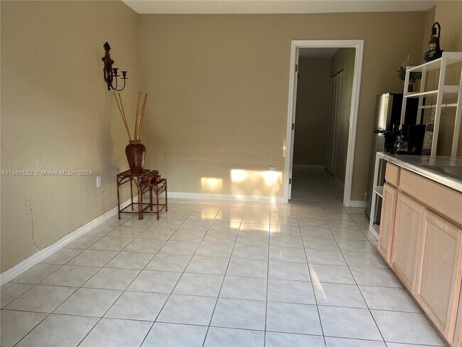 Foto del edificio - 15444 SW 99th Ave