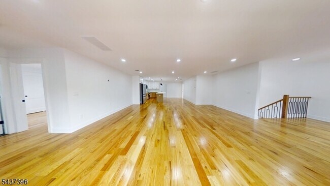 Building Photo - 703 Galloping Hill Rd