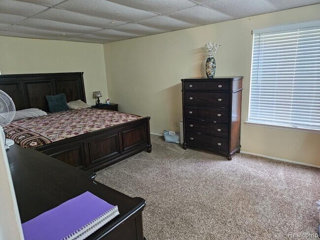 Foto del edificio - 27845 Berrywood Ln