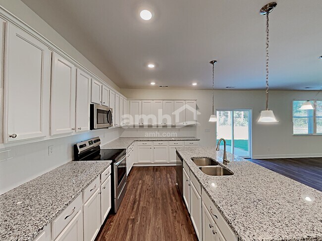 Foto del edificio - 2903 Throneberry Lane