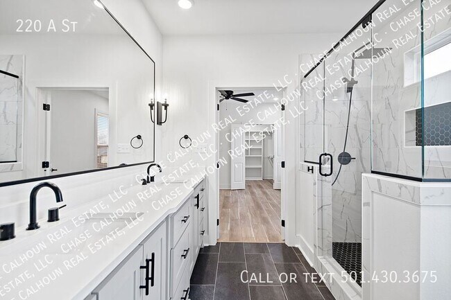 Foto del edificio - 220 A St