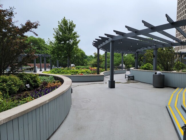 Foto del edificio - 5415 N Sheridan Rd