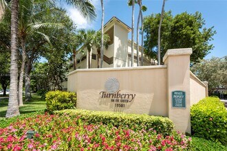 Building Photo - 19501 W Country Club Dr