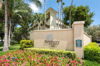 Building Photo - 19501 W Country Club Dr