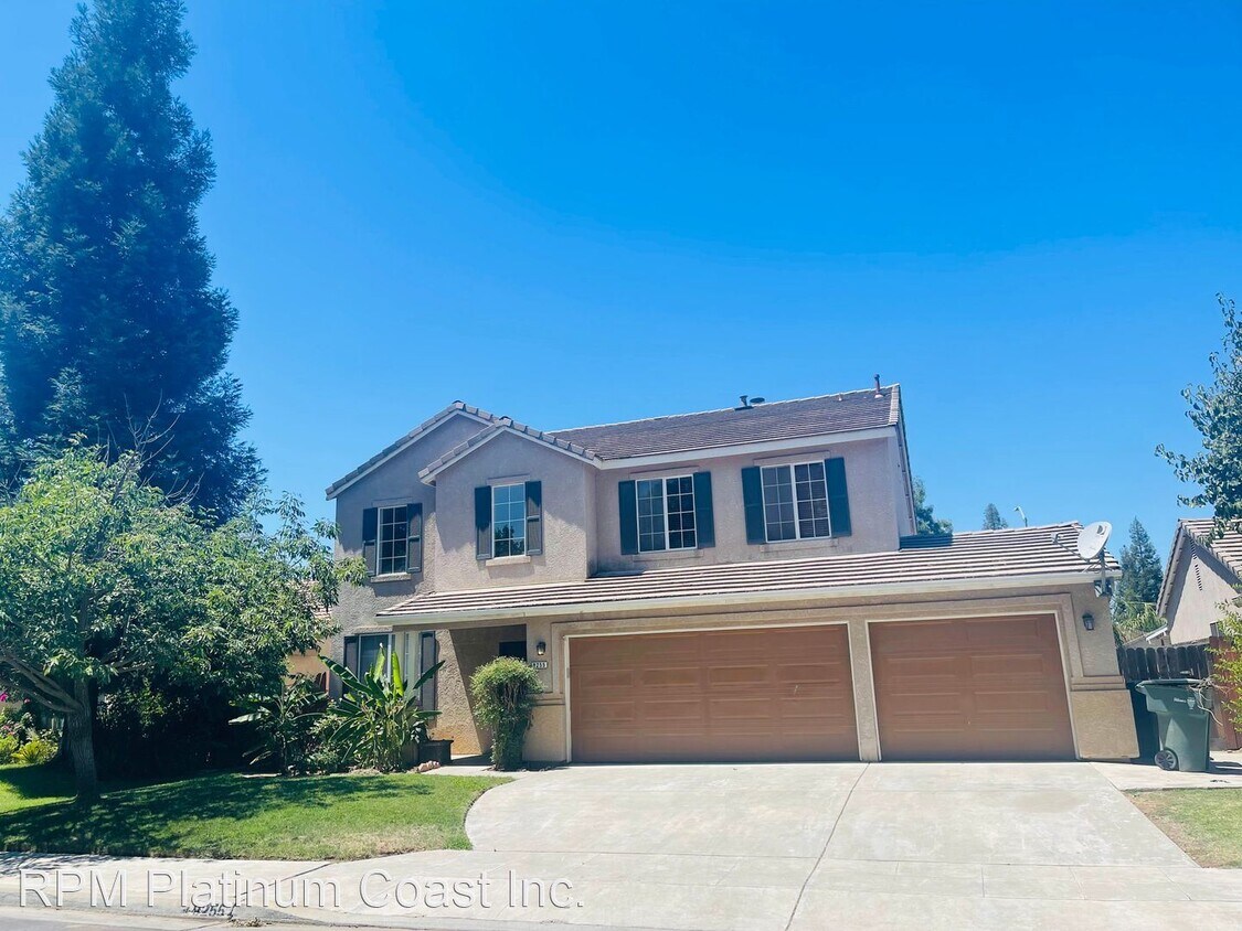 9255 N Matus Ave, Fresno, CA 93720 House Rental in Fresno, CA