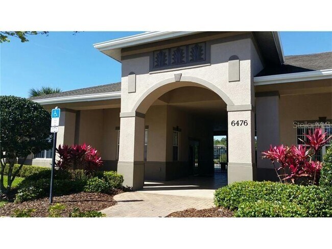 Foto del edificio - 6478 S Goldenrod Rd