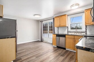 Building Photo - 2624 Texel Dr