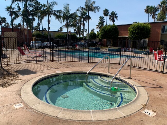 Foto del edificio - 1641 Pentecost Way