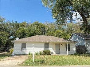 Building Photo - 306 Perch Rd
