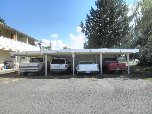 Car Port - 52-66 E Wheeler St