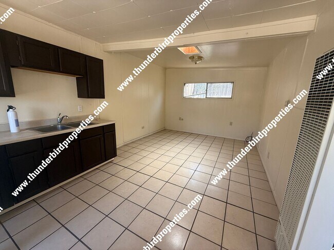 Foto del edificio - 1622 Coal Ave SE