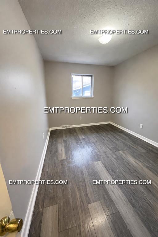 Foto del edificio - 961 Wilder Ave