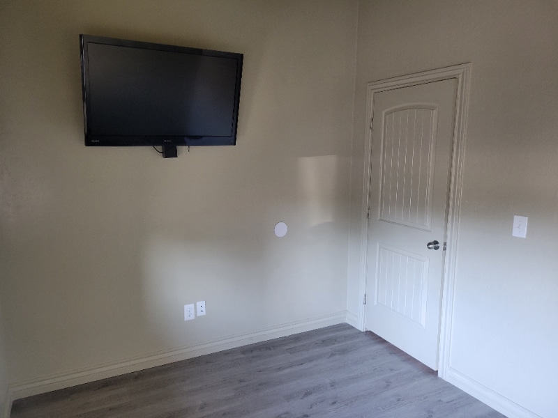 Photo - 8200 6900 W (West Jordan, UT)