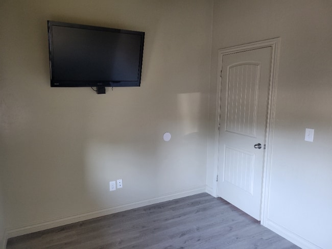 Photo - 8200 6900 W House