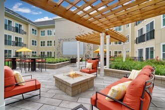 Building Photo - The Grande at MetroPark