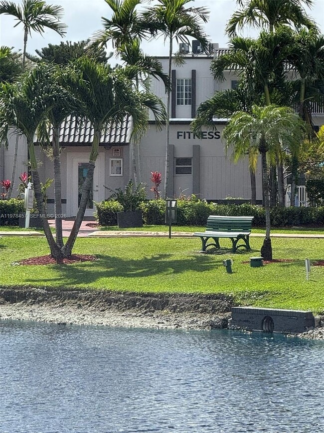 Foto del edificio - 5122 NW 79th Ave