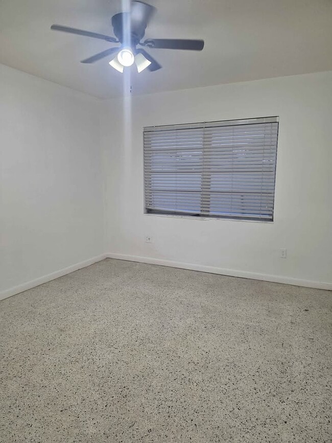 Front Bedroom - 2930 NW 32nd St