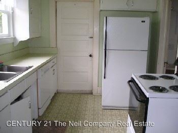 Building Photo - 3 br, 1 bath House - 612 N State St