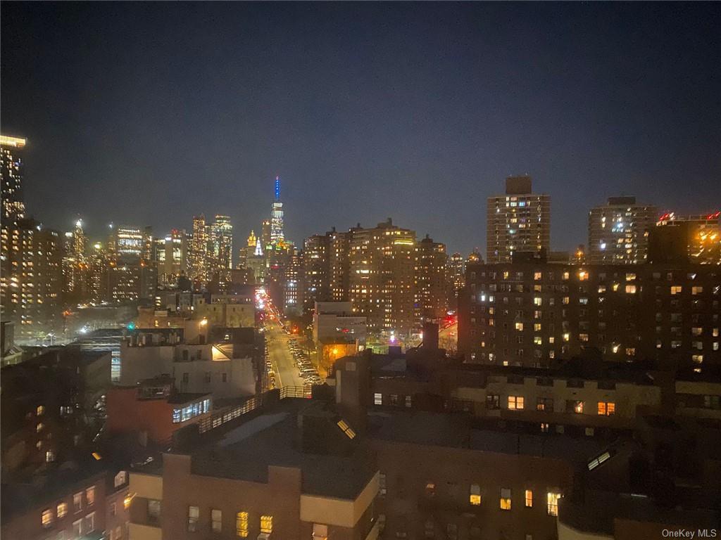 Foto principal - 530 Grand St
