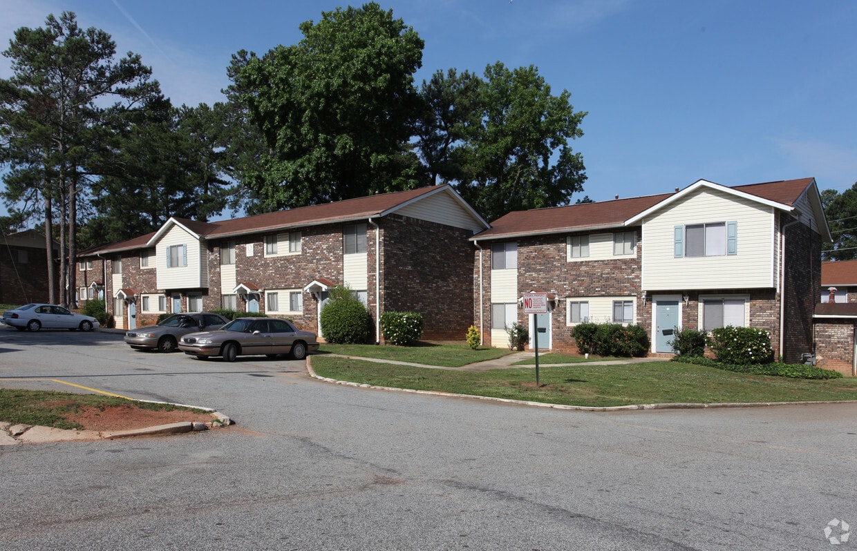 The Forest at Columbia Apartments Decatur, GA