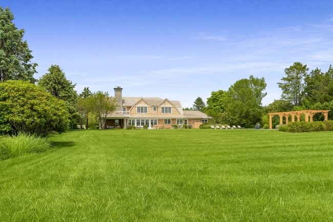 Foto del edificio - 571 Pauls Ln