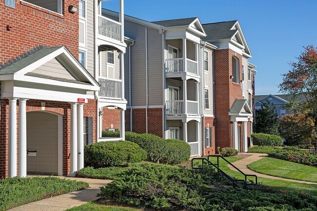 Building Photo - One Bedroom With Private Bath in Eagles Landing - Utilities Included