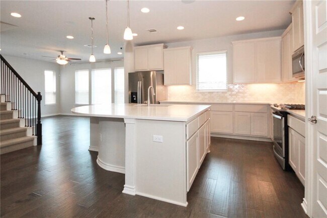 Building Photo - 14504 McCoy Lp