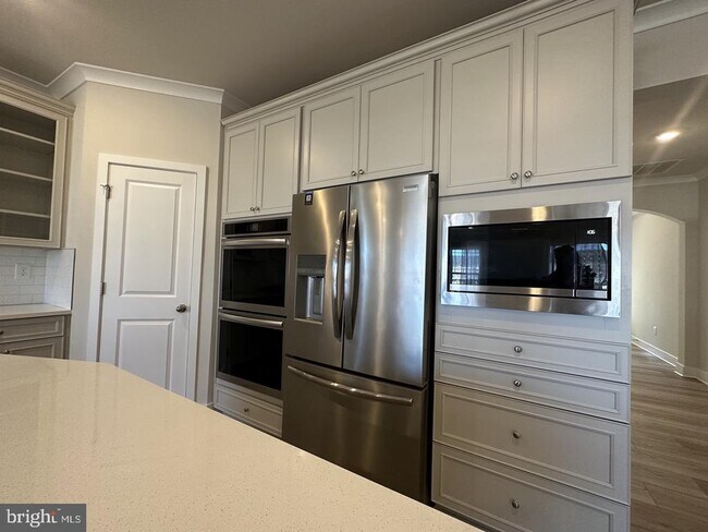 Foto del edificio - 34273 Graham Cir