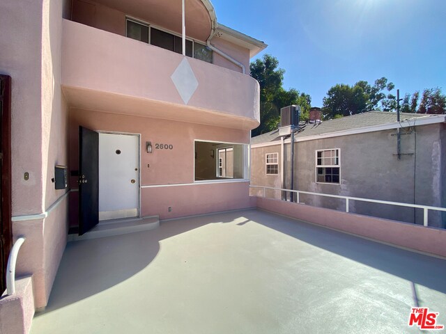 Primary Photo - 2600 Griffith Park Blvd