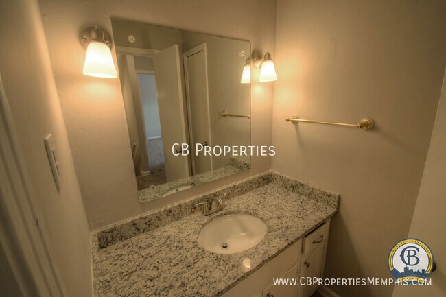 Foto del edificio - Renovated 3 Bed and 1.5 Bath in Whitehaven!!