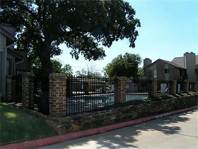 Building Photo - 1614 Pecan Chase Cir