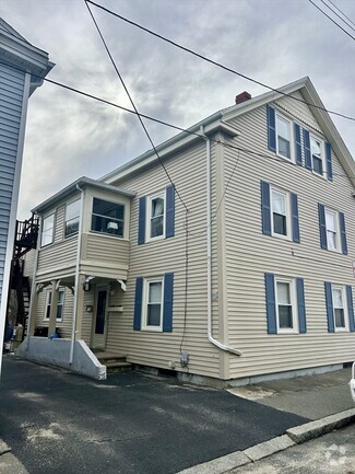 Building Photo - 15 Burnside St