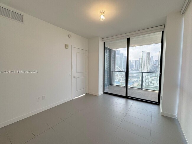 Foto del edificio - 1600 NE 1st Ave