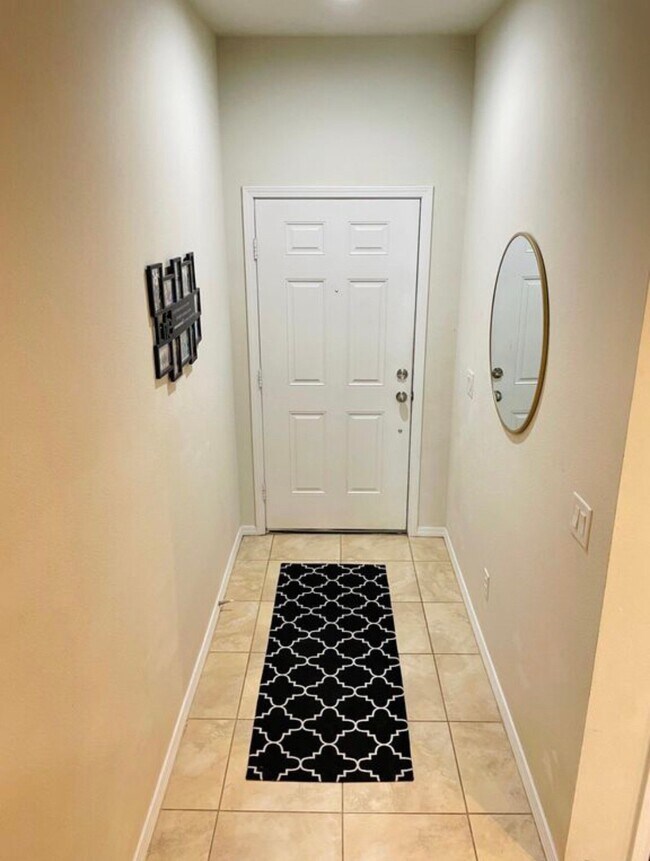 Building Photo - 8837 Turnstone Haven Pl