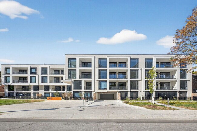 Building Photo - 200 Keewatin Ave