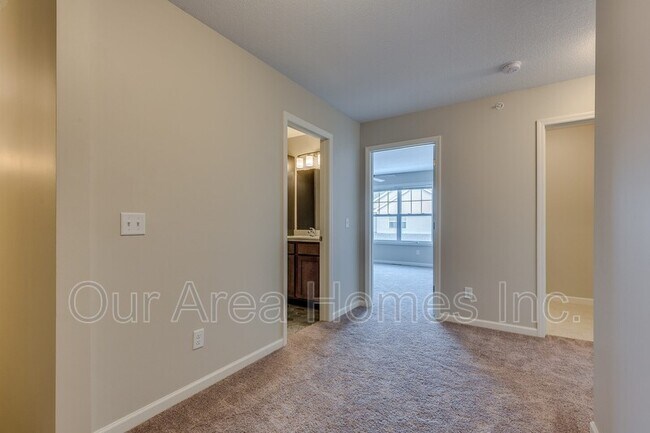 Foto del edificio - 12630 Pond View Rd