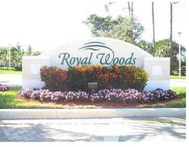 Foto del edificio - 22162 Majestic Woods Way