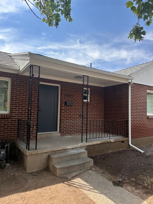 Foto del edificio - Completely Remodeled 3 Bedroom Home