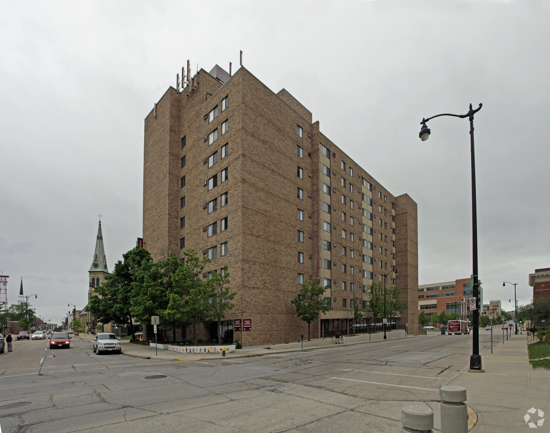 Primary Photo - McMynn Tower Apartments