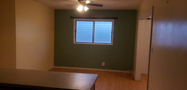Building Photo - 129 Ulupa St