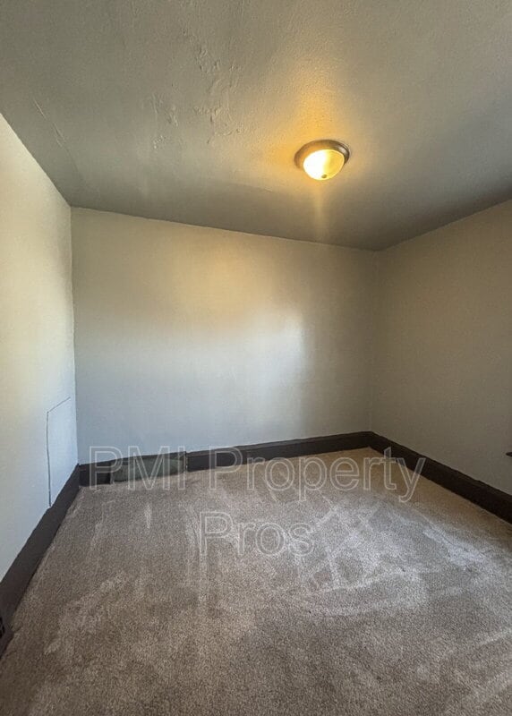 Building Photo - 2530 N 37th St