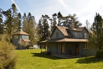 Building Photo - 400 Mountain Shadows Ln