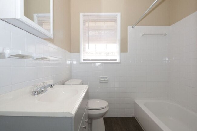 Foto del edificio - 1727 Goodhaven Dr