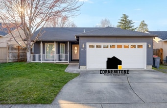 Building Photo - 1432 Beekman Ave